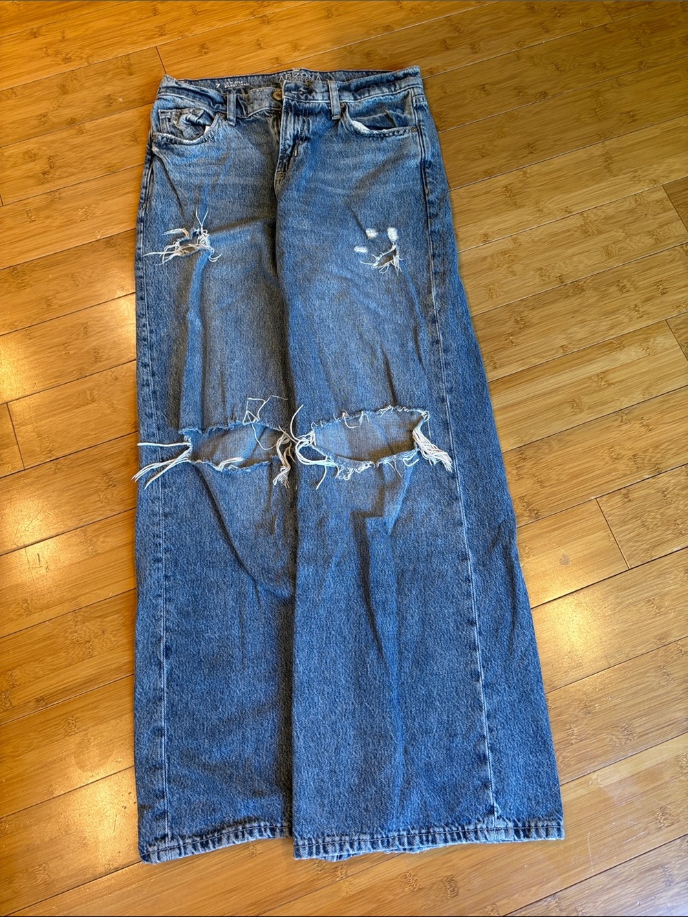 Arizona Jean Company Distressed Wide-Leg Denim Jeans in Blue
